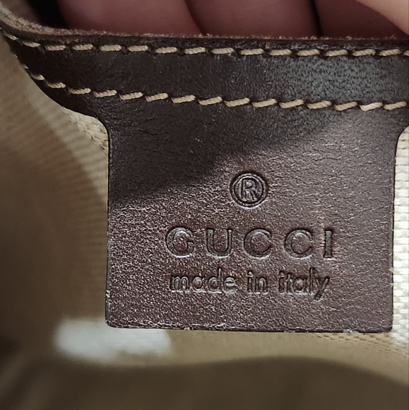 Gucci Crossbody - Picture 7 of 16